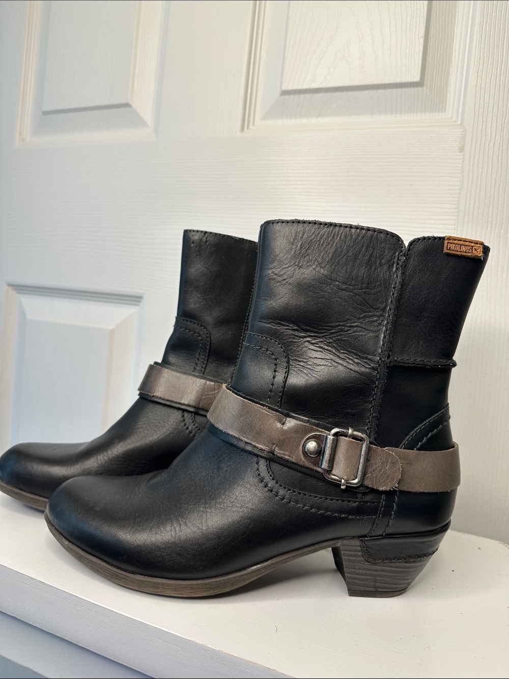 PIKOLINOS Black and Grey Leather Ankle Boots with Buckle